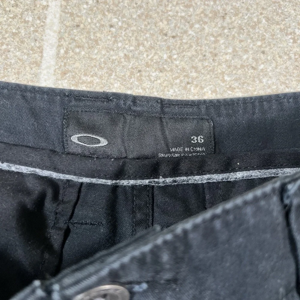Oakley Golf Shorts Casual Chino Men's Size 34 Flat Front Black